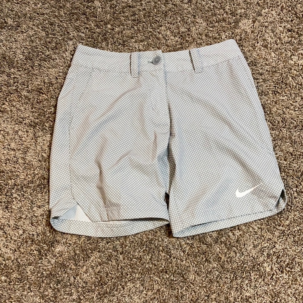 NIKE GOLF SHORTS